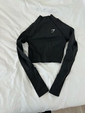 Gymshark vital Long-Sleeve Cropped mock neck Top